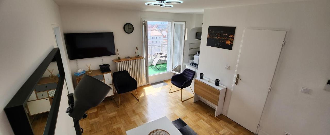 Plein Sud Terrasse Climatisation Garage Netflix Daire Lyon Dış mekan fotoğraf